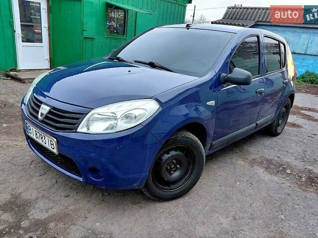 Синий Дачия Сандеро, объемом двигателя 1.4 л и пробегом 185 тыс. км за 4500 $, фото 2 на Automoto.ua