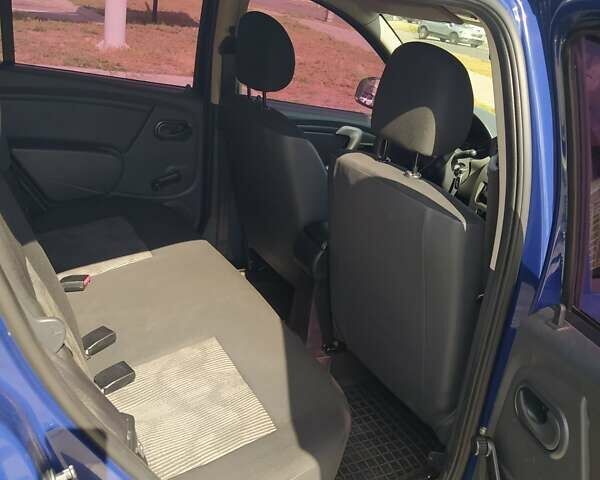 Синій Дачія Sandero, об'ємом двигуна 1.4 л та пробігом 167 тис. км за 3900 $, фото 5 на Automoto.ua