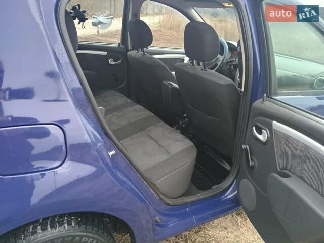 Синий Дачия Сандеро, объемом двигателя 1.39 л и пробегом 217 тыс. км за 5300 $, фото 6 на Automoto.ua