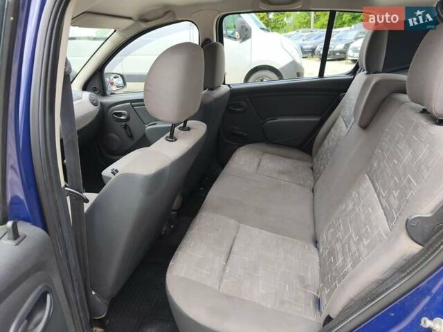 Синій Дачія Sandero, об'ємом двигуна 1.4 л та пробігом 183 тис. км за 4150 $, фото 8 на Automoto.ua