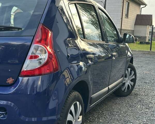 Синий Дачия Сандеро, объемом двигателя 1.4 л и пробегом 201 тыс. км за 4550 $, фото 9 на Automoto.ua