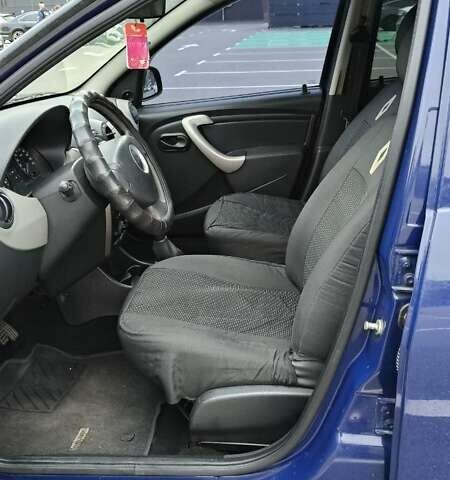 Синий Дачия Сандеро, объемом двигателя 1.1 л и пробегом 216 тыс. км за 3650 $, фото 8 на Automoto.ua