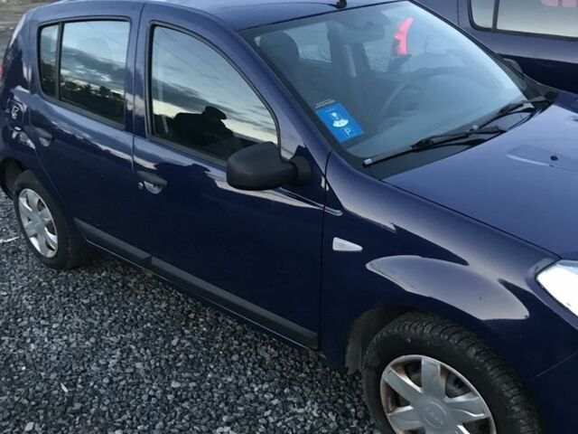 Дачія Sandero 2009 у Львові на Automoto.ua Синій Дачія Sandero, об'ємом двигуна 0 л та пробігом 90 тис. км за 4200 $, фото 4 на Automoto.ua