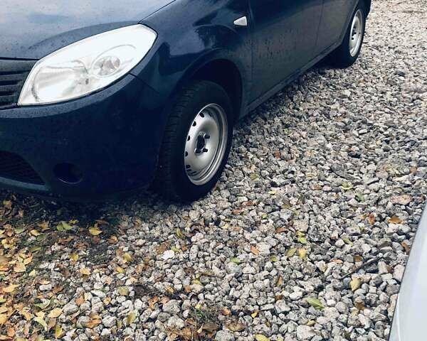 Синий Дачия Сандеро, объемом двигателя 1.39 л и пробегом 200 тыс. км за 4000 $, фото 5 на Automoto.ua