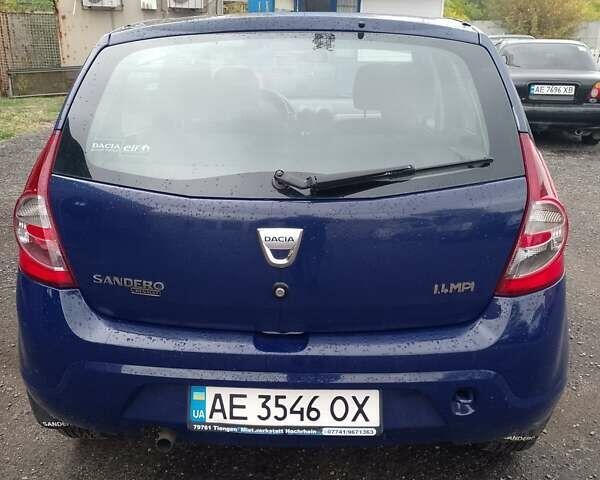 Синий Дачия Сандеро, объемом двигателя 1.4 л и пробегом 129 тыс. км за 3500 $, фото 3 на Automoto.ua