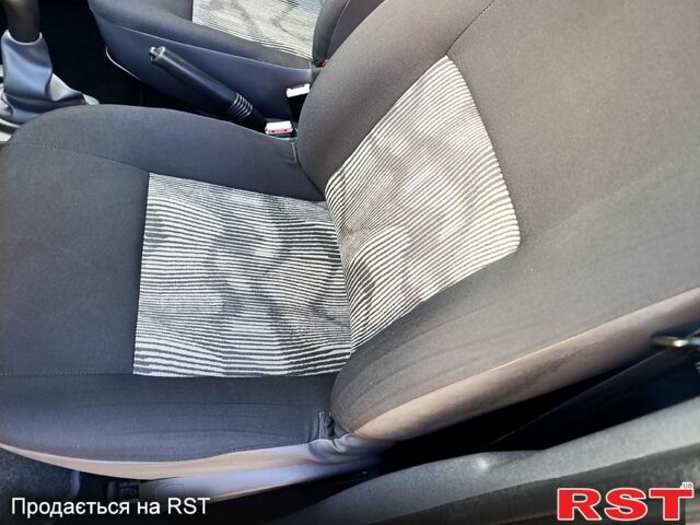 Синій Дачія Sandero, об'ємом двигуна 1.4 л та пробігом 160 тис. км за 4250 $, фото 8 на Automoto.ua