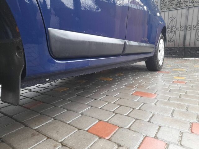 Синий Дачия Сандеро, объемом двигателя 0 л и пробегом 150 тыс. км за 4500 $, фото 4 на Automoto.ua