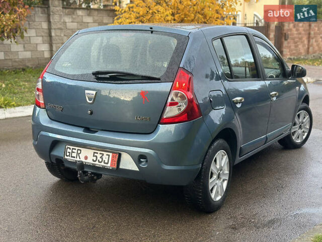 Синій Дачія Sandero, об'ємом двигуна 1.4 л та пробігом 179 тис. км за 4599 $, фото 4 на Automoto.ua