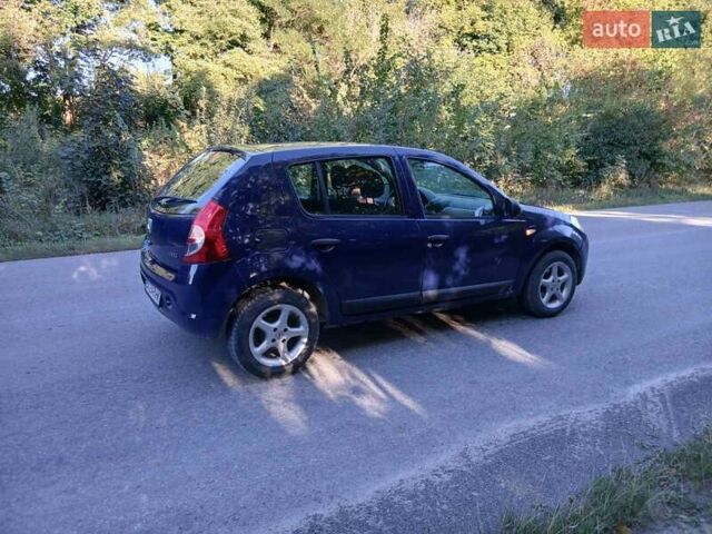 Синий Дачия Сандеро, объемом двигателя 1.5 л и пробегом 235 тыс. км за 3650 $, фото 3 на Automoto.ua