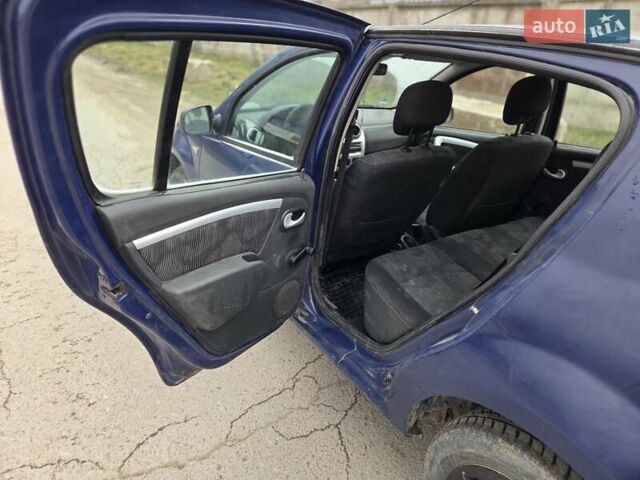 Синій Дачія Sandero, об'ємом двигуна 1.4 л та пробігом 197 тис. км за 2450 $, фото 9 на Automoto.ua