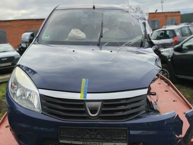 Синий Дачия Сандеро, объемом двигателя 1.4 л и пробегом 147 тыс. км за 1900 $, фото 2 на Automoto.ua