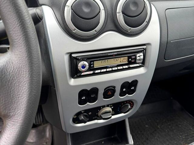 Синій Дачія Sandero, об'ємом двигуна 1.4 л та пробігом 149 тис. км за 4600 $, фото 1 на Automoto.ua