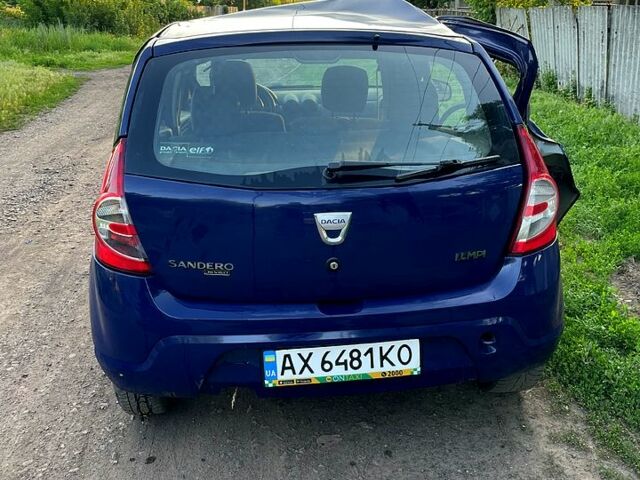 Синій Дачія Sandero, об'ємом двигуна 1.4 л та пробігом 280 тис. км за 999 $, фото 2 на Automoto.ua