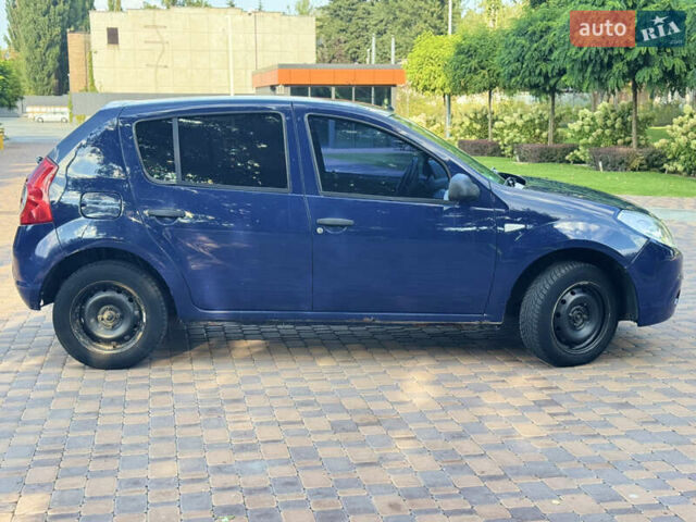 Синій Дачія Sandero, об'ємом двигуна 1.4 л та пробігом 190 тис. км за 2950 $, фото 16 на Automoto.ua