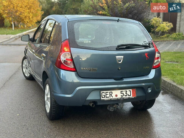 Синій Дачія Sandero, об'ємом двигуна 1.4 л та пробігом 179 тис. км за 4599 $, фото 6 на Automoto.ua