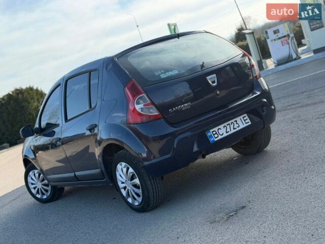 Синій Дачія Sandero, об'ємом двигуна 1.39 л та пробігом 290 тис. км за 3700 $, фото 6 на Automoto.ua