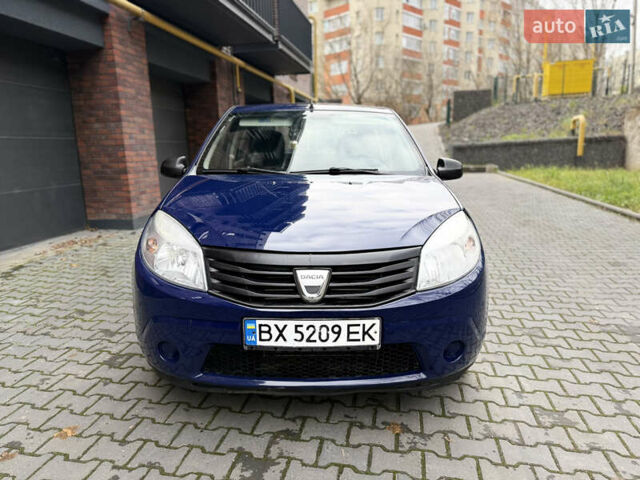 Синий Дачия Сандеро, объемом двигателя 1.4 л и пробегом 236 тыс. км за 3999 $, фото 6 на Automoto.ua