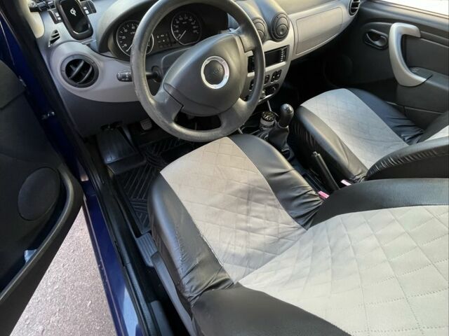 Синий Дачия Сандеро, объемом двигателя 1.2 л и пробегом 204 тыс. км за 4750 $, фото 3 на Automoto.ua