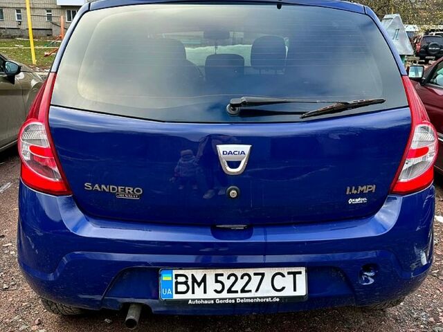Синий Дачия Сандеро, объемом двигателя 1.4 л и пробегом 190 тыс. км за 3000 $, фото 3 на Automoto.ua