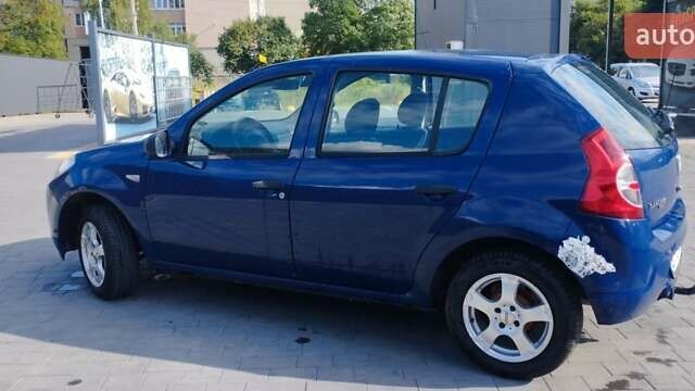 Синій Дачія Sandero, об'ємом двигуна 1.4 л та пробігом 191 тис. км за 4000 $, фото 4 на Automoto.ua