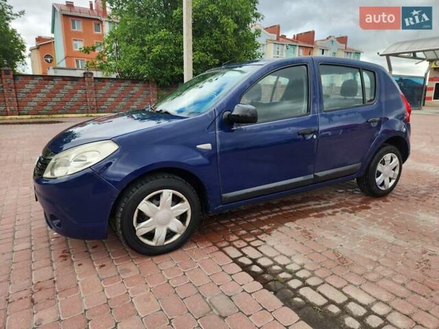 Синий Дачия Сандеро, объемом двигателя 1.4 л и пробегом 319 тыс. км за 2500 $, фото 5 на Automoto.ua