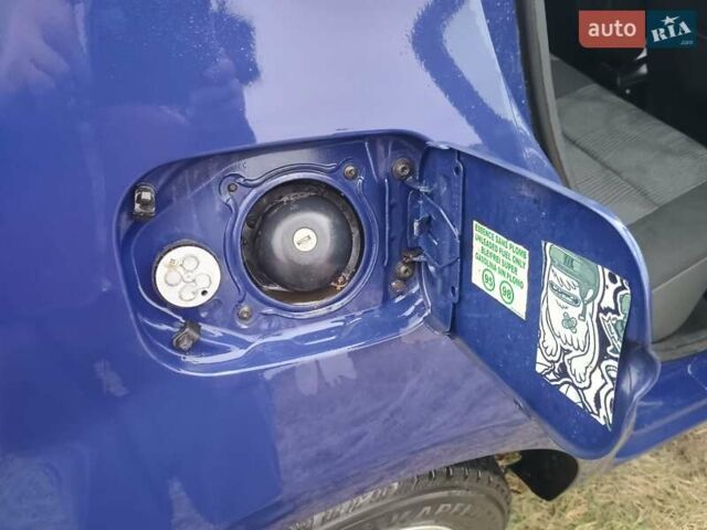 Синий Дачия Сандеро, объемом двигателя 1.39 л и пробегом 217 тыс. км за 5300 $, фото 7 на Automoto.ua