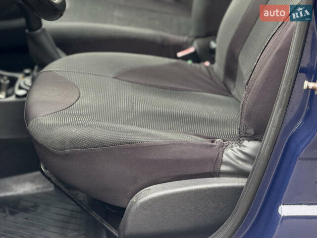 Синій Дачія Sandero, об'ємом двигуна 1.39 л та пробігом 265 тис. км за 3999 $, фото 24 на Automoto.ua