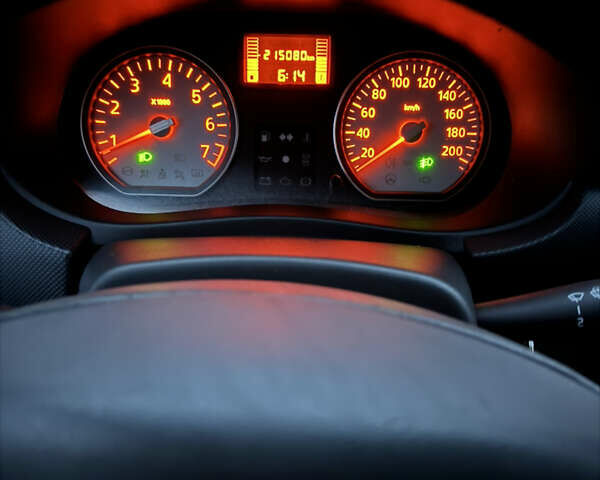 Синий Дачия Сандеро, объемом двигателя 1.6 л и пробегом 200 тыс. км за 5700 $, фото 34 на Automoto.ua