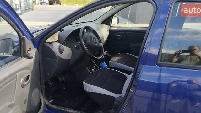 Синій Дачія Sandero, об'ємом двигуна 1.4 л та пробігом 191 тис. км за 4000 $, фото 7 на Automoto.ua
