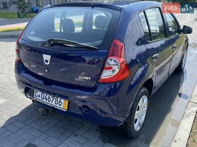 Синий Дачия Сандеро, объемом двигателя 1.4 л и пробегом 167 тыс. км за 4250 $, фото 3 на Automoto.ua