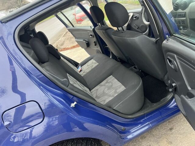 Синій Дачія Sandero, об'ємом двигуна 1.1 л та пробігом 165 тис. км за 3999 $, фото 4 на Automoto.ua