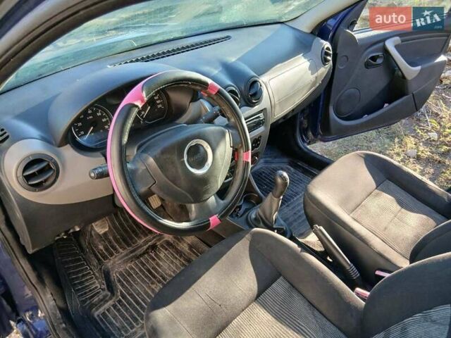 Синий Дачия Сандеро, объемом двигателя 1.5 л и пробегом 235 тыс. км за 3650 $, фото 14 на Automoto.ua