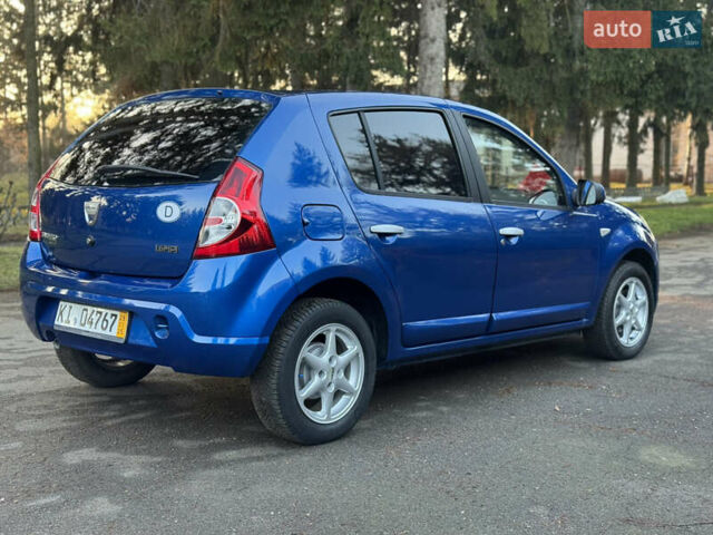 Синий Дачия Сандеро, объемом двигателя 1.6 л и пробегом 118 тыс. км за 5450 $, фото 4 на Automoto.ua