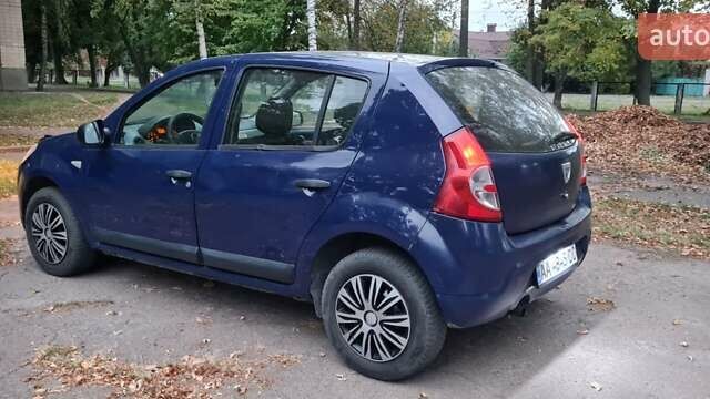 Синій Дачія Sandero, об'ємом двигуна 1.2 л та пробігом 277 тис. км за 2700 $, фото 11 на Automoto.ua