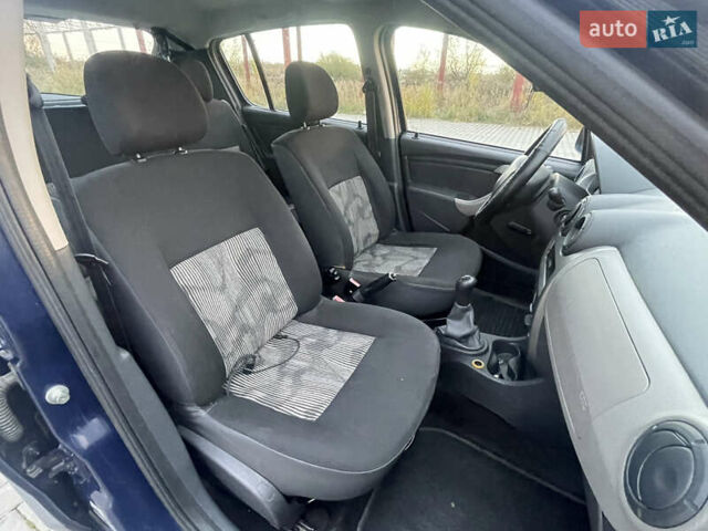 Синий Дачия Сандеро, объемом двигателя 1.2 л и пробегом 173 тыс. км за 3700 $, фото 26 на Automoto.ua