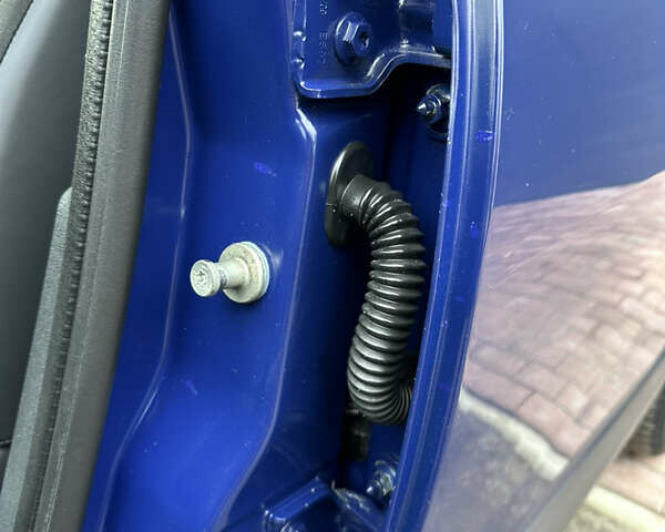 Синій Дачія Sandero, об'ємом двигуна 1.2 л та пробігом 160 тис. км за 4650 $, фото 32 на Automoto.ua