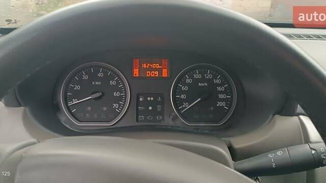 Дачія Sandero 2010 у Умани на Automoto.ua Синій Дачія Sandero, об'ємом двигуна 1.15 л та пробігом 162 тис. км за 3600 $, фото 8 на Automoto.ua