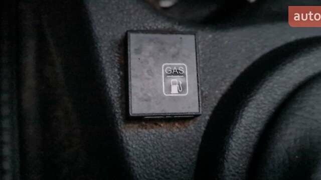 Синій Дачія Sandero, об'ємом двигуна 1.2 л та пробігом 277 тис. км за 2700 $, фото 15 на Automoto.ua