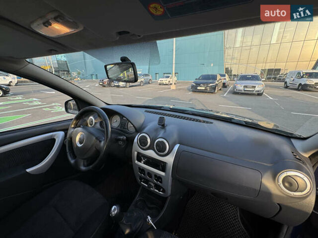 Синий Дачия Сандеро, объемом двигателя 1.5 л и пробегом 248 тыс. км за 4900 $, фото 7 на Automoto.ua