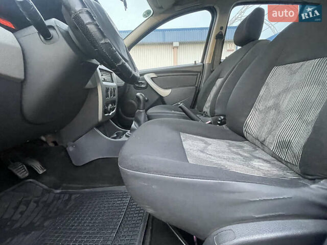 Синий Дачия Сандеро, объемом двигателя 1.2 л и пробегом 173 тыс. км за 3700 $, фото 16 на Automoto.ua