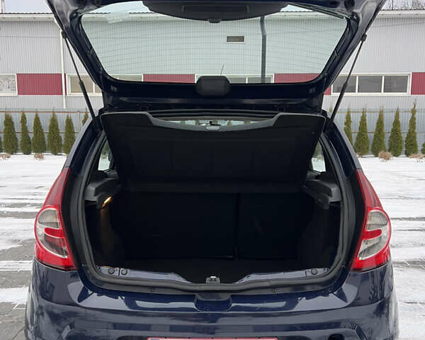 Синий Дачия Сандеро, объемом двигателя 1.4 л и пробегом 213 тыс. км за 4850 $, фото 36 на Automoto.ua