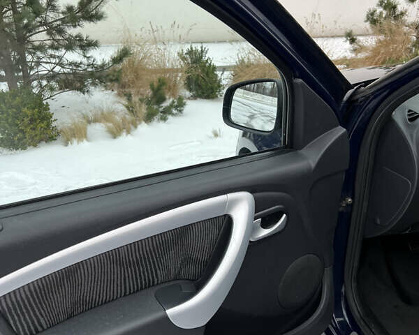 Синий Дачия Сандеро, объемом двигателя 1.4 л и пробегом 213 тыс. км за 4850 $, фото 38 на Automoto.ua