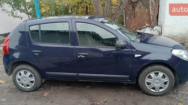 Дачія Sandero 2010 у Умани на Automoto.ua Синій Дачія Sandero, об'ємом двигуна 1.15 л та пробігом 162 тис. км за 3600 $, фото 1 на Automoto.ua