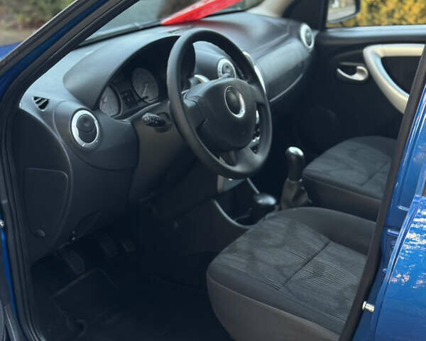 Синий Дачия Сандеро, объемом двигателя 1.6 л и пробегом 118 тыс. км за 5450 $, фото 10 на Automoto.ua