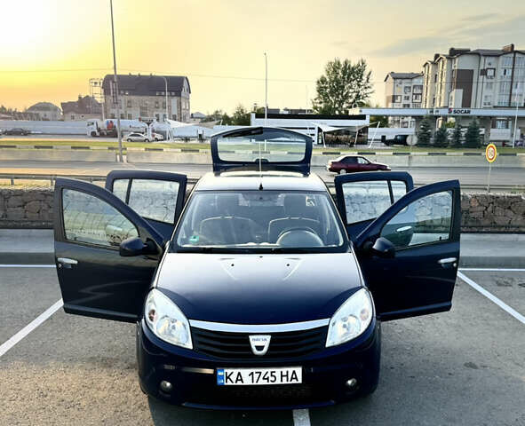 Синий Дачия Сандеро, объемом двигателя 1.5 л и пробегом 248 тыс. км за 4900 $, фото 11 на Automoto.ua