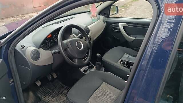 Дачія Sandero 2010 у Умани на Automoto.ua Синій Дачія Sandero, об'ємом двигуна 1.15 л та пробігом 162 тис. км за 3600 $, фото 4 на Automoto.ua