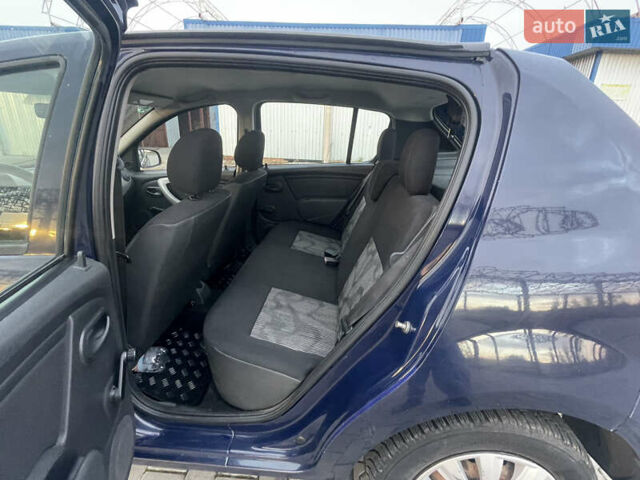 Синий Дачия Сандеро, объемом двигателя 1.2 л и пробегом 173 тыс. км за 3700 $, фото 18 на Automoto.ua