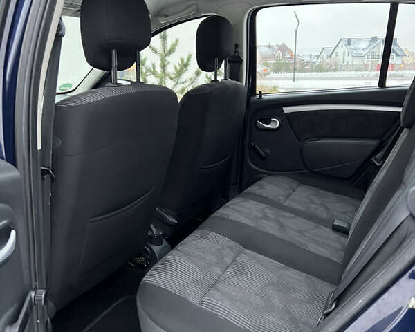 Синий Дачия Сандеро, объемом двигателя 1.4 л и пробегом 213 тыс. км за 4850 $, фото 61 на Automoto.ua