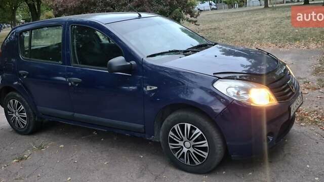 Синій Дачія Sandero, об'ємом двигуна 1.2 л та пробігом 277 тис. км за 2700 $, фото 13 на Automoto.ua