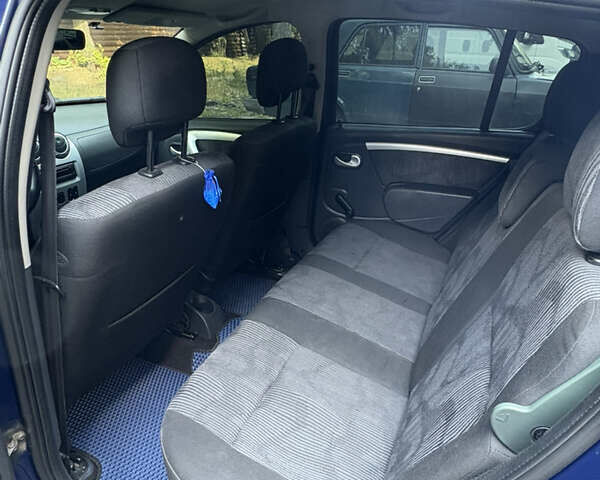 Синий Дачия Сандеро, объемом двигателя 1.2 л и пробегом 186 тыс. км за 4199 $, фото 7 на Automoto.ua